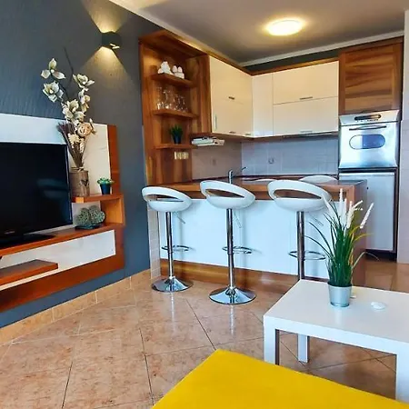 Apartment Blue Paradise