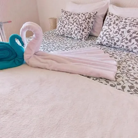 Blue Paradise Apartment